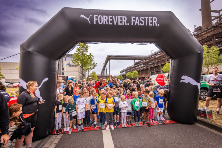 31.05.2025 Dortmund Hoerde - Do it fast Summer Edition auf Phoenix West - Laufveranstaltung Upletics Kids Run -  @fotostephan / Copyright Stephan Schuetze
